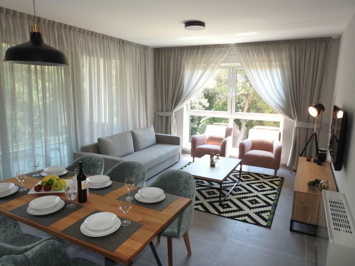 Luxury Apartments Magali 1 روفينج المظهر الخارجي الصورة