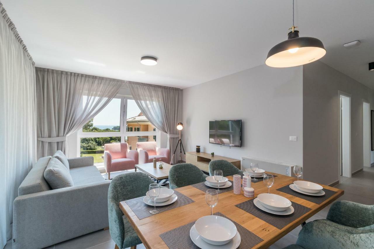 Luxury Apartments Magali 1 روفينج المظهر الخارجي الصورة