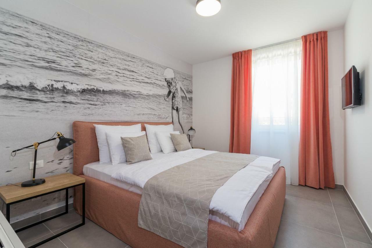 Luxury Apartments Magali 1 روفينج المظهر الخارجي الصورة