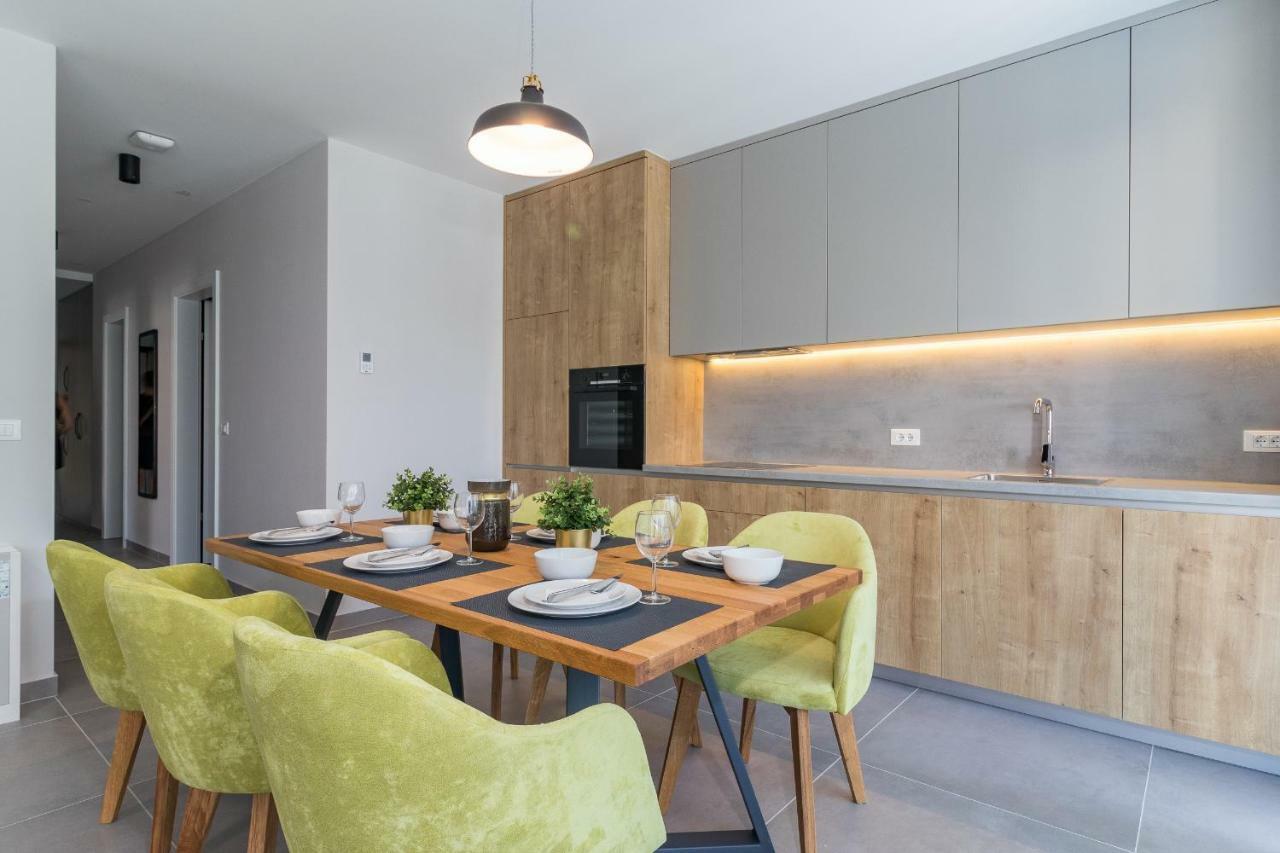 Luxury Apartments Magali 1 روفينج المظهر الخارجي الصورة