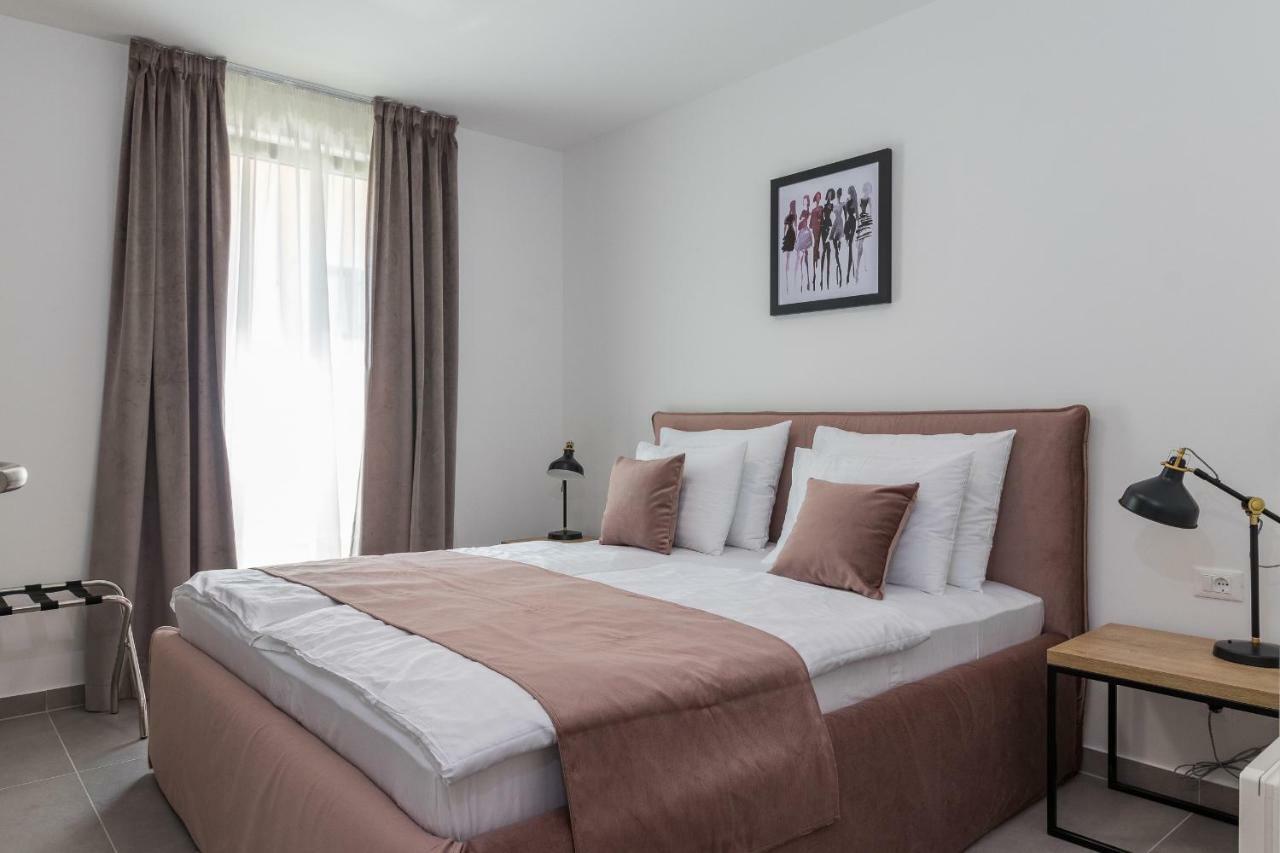 Luxury Apartments Magali 1 روفينج المظهر الخارجي الصورة