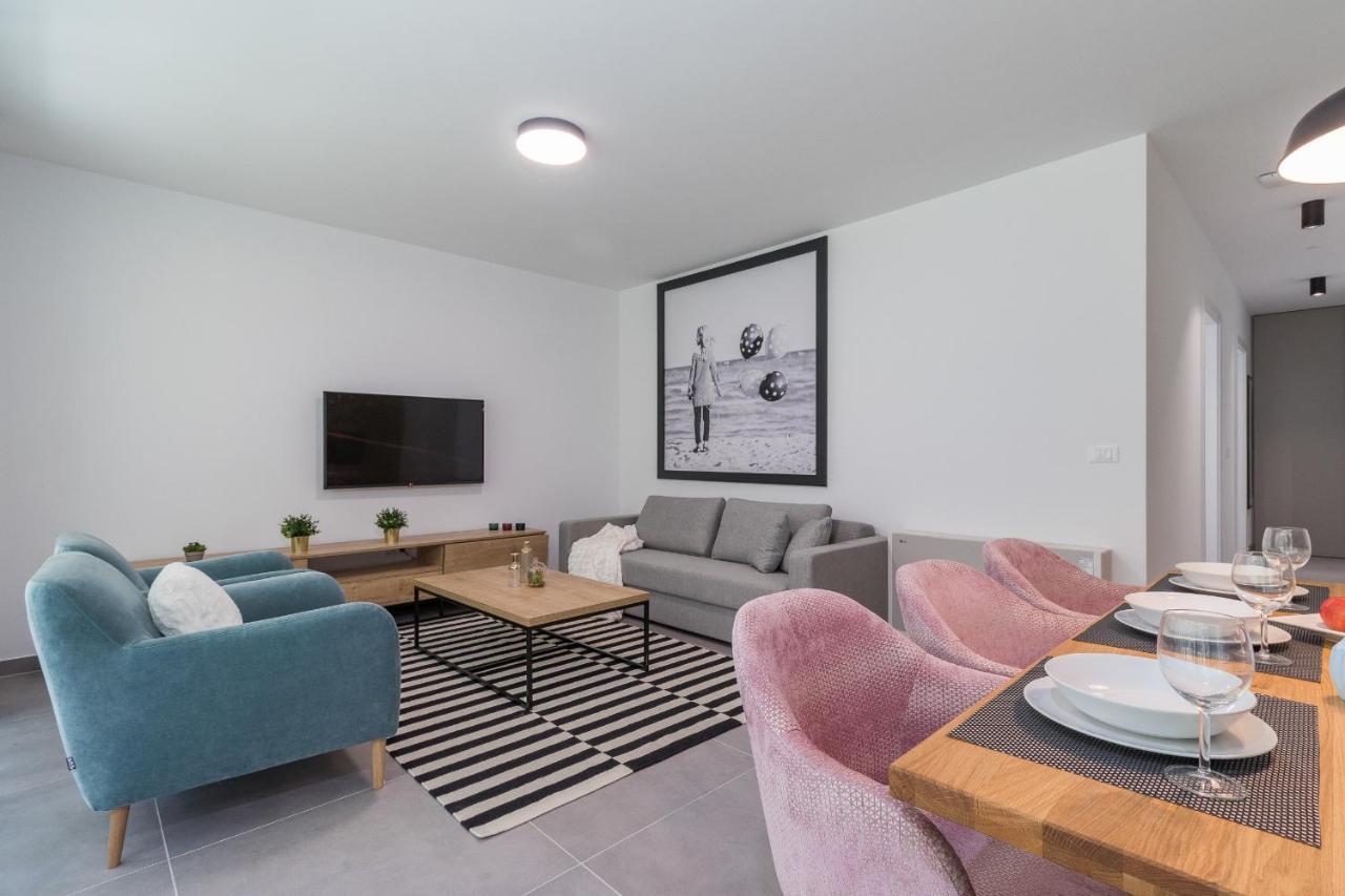 Luxury Apartments Magali 1 روفينج المظهر الخارجي الصورة